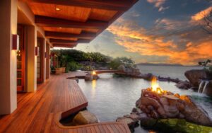 Luxury property auction